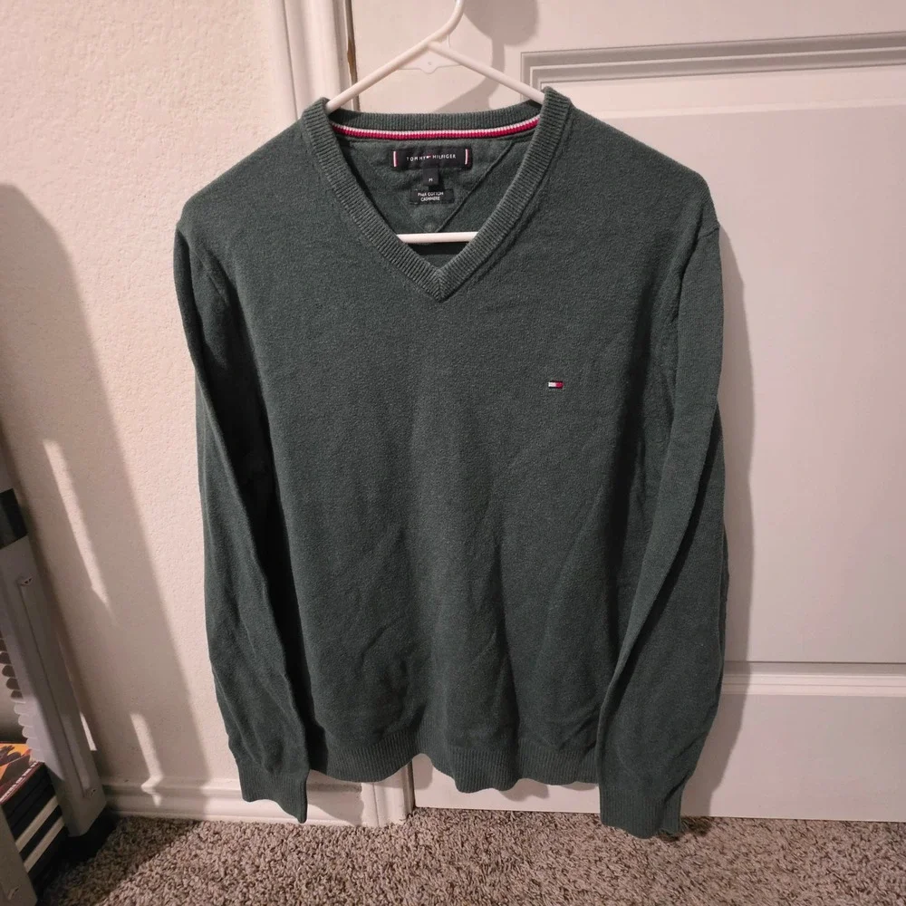 Tommy Hilfiger Mens Green Pima Cotton Cashmere V-Neck Sweater Size M Logo